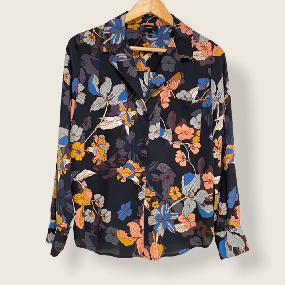 Who what wear navy multicolor floral blouse size M